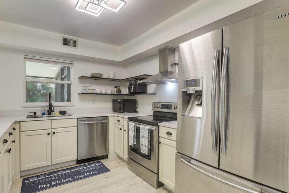 Kitchen | 1st Floor