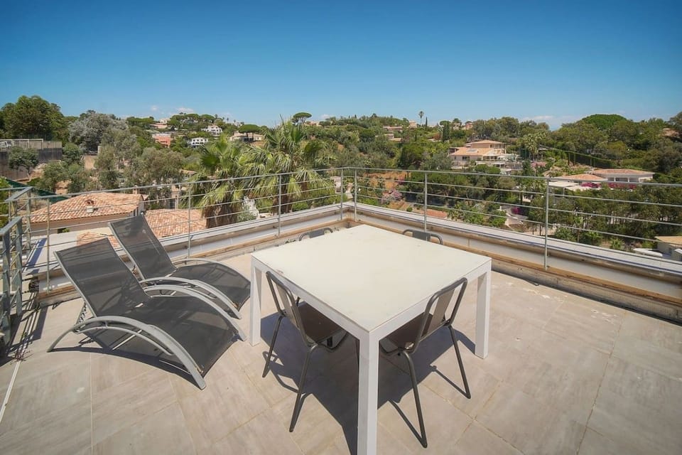 16937886 FRGK Luxurious Villa with Ocean View—Aube House in Cannes