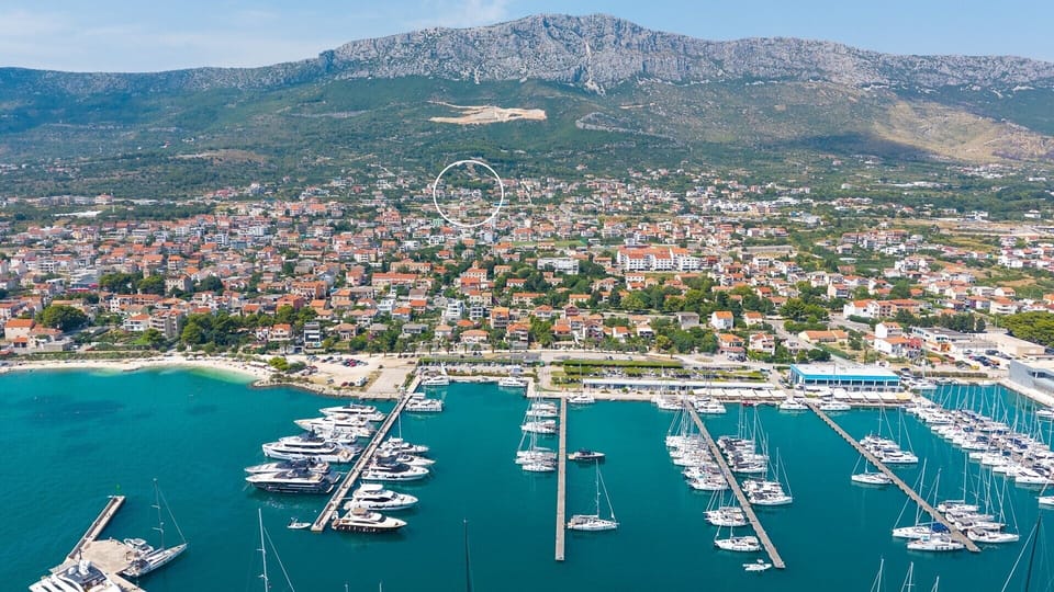 Marked position of the villa Star, only 2km from the beach