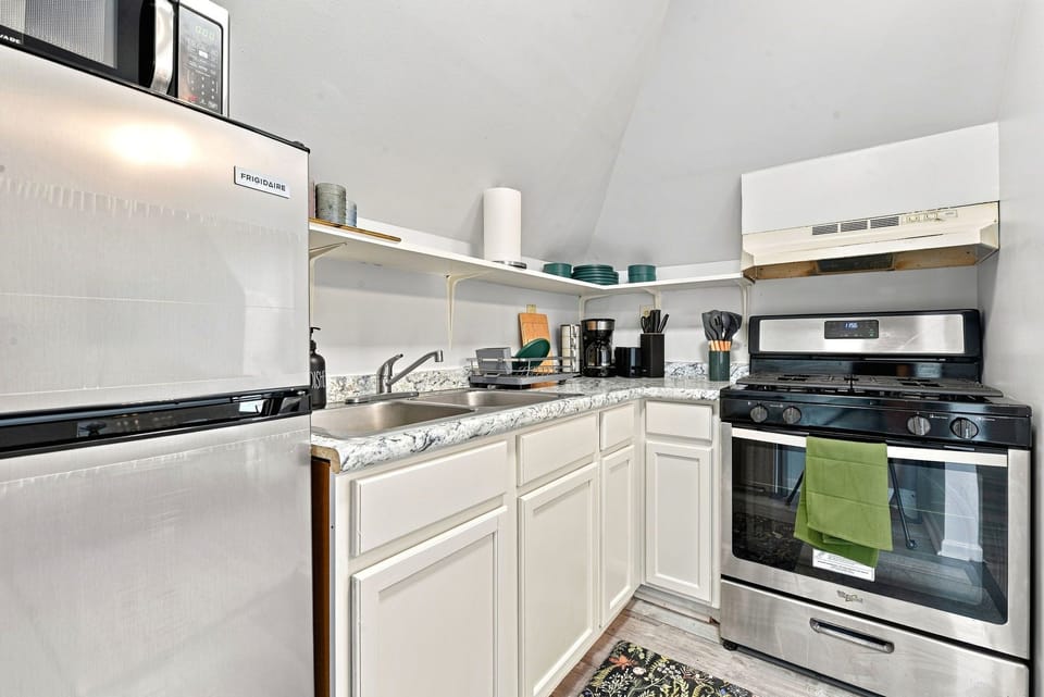 Full Kitchen with Stainless Steel Appliances