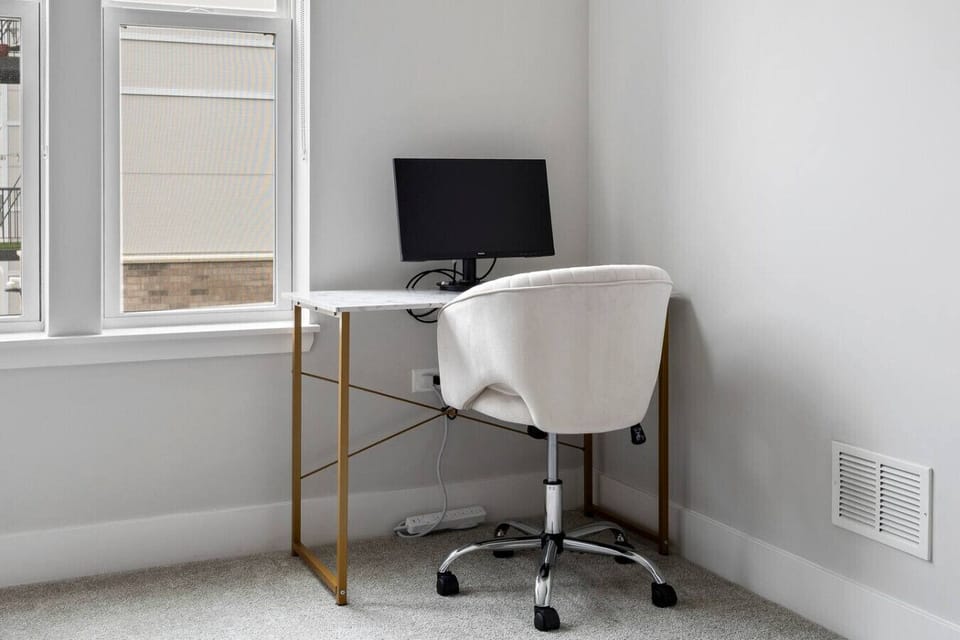 Dedicated working space to work comfortably away from home.