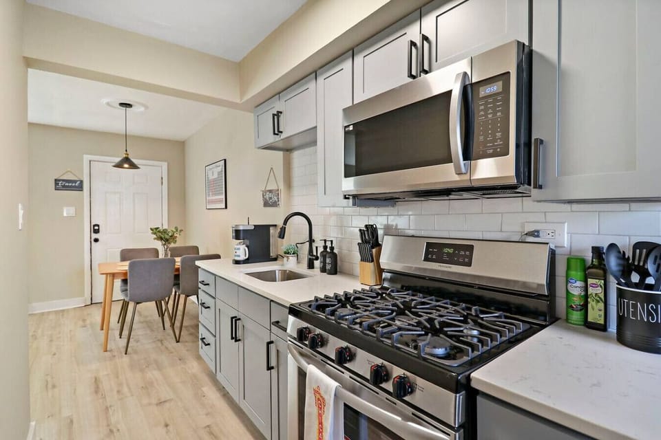 Bright and airy kitchen with all the essentials.
