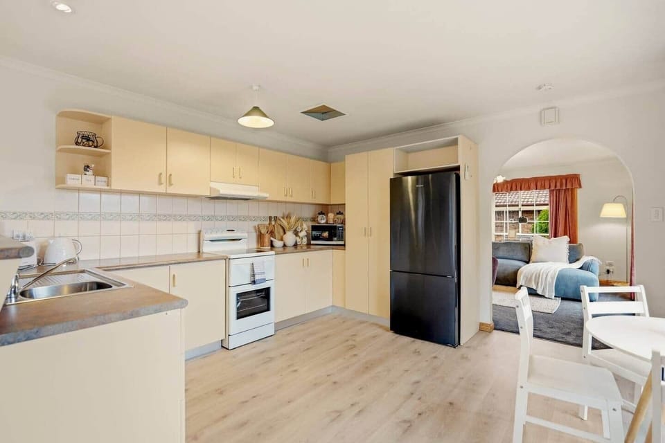 Fully equipped kitchen for family meals