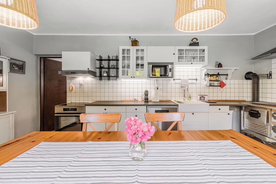 Kitchen with dining area