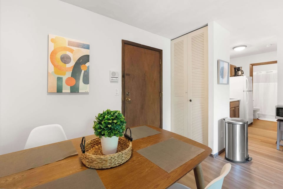 Dining table and chairs 