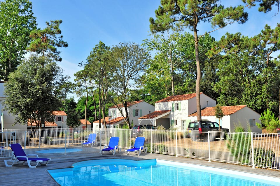Enjoy the shared heated pool, open every day from April through September for a cooling dip.