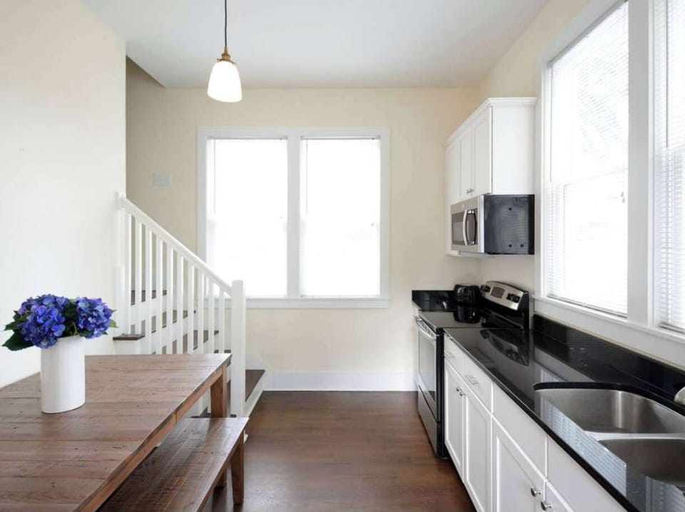 Fully equipped kitchen + Dining area