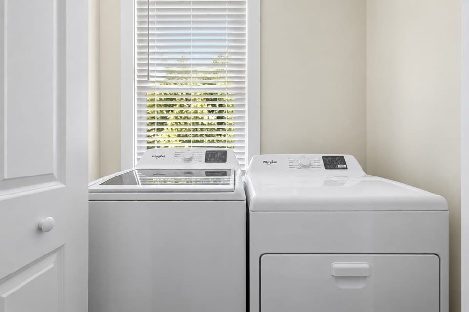 Washer + Dryer