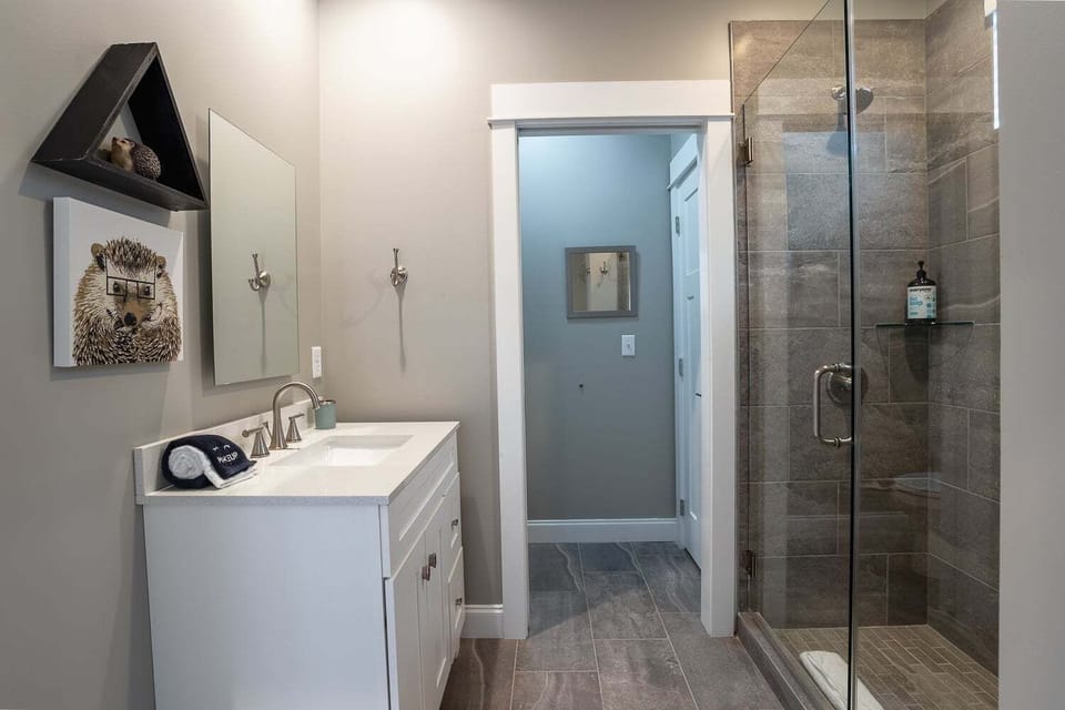 Little Sadie | Unit 104 | Bathroom