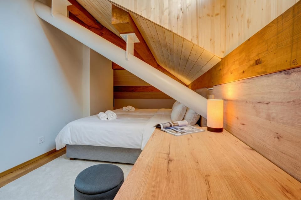 Second bedroom