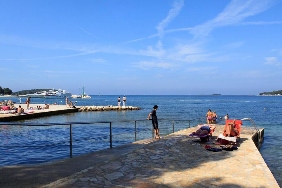 Nearby beaches