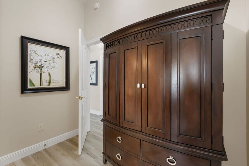 King Guest Bedroom 1