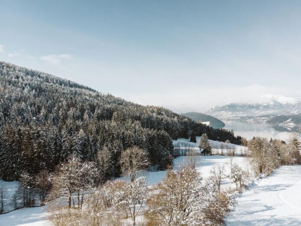 Surroundings [winter] (1-5 km)