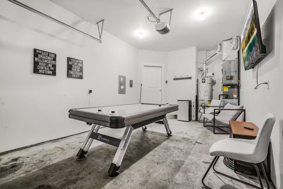 Game room