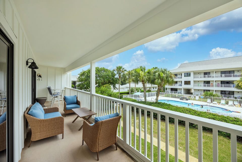 Beachwood Villas 12E Balcony