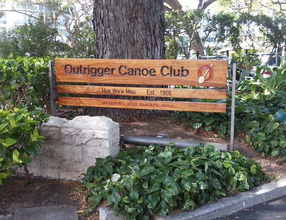 Walk to Outrigger Canoe Club
