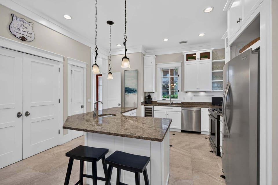 Hello Sunshine - Miramar Beach - Kitchen