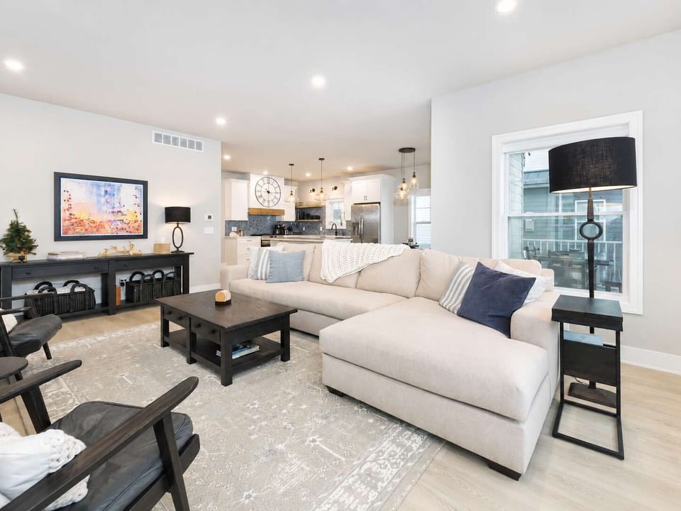 Open Concept Living Areas