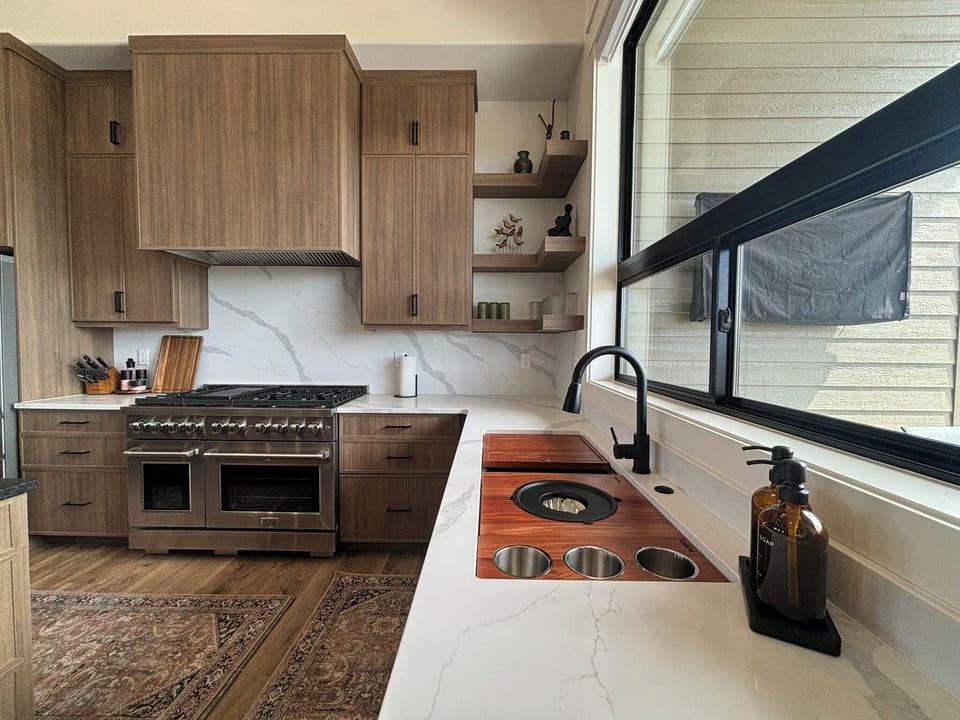 [Main Kitchen] large workstation sink