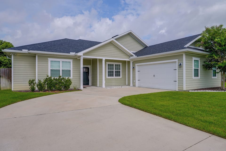 Property Exterior | Single-Story Home