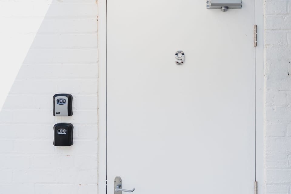 Flat Door