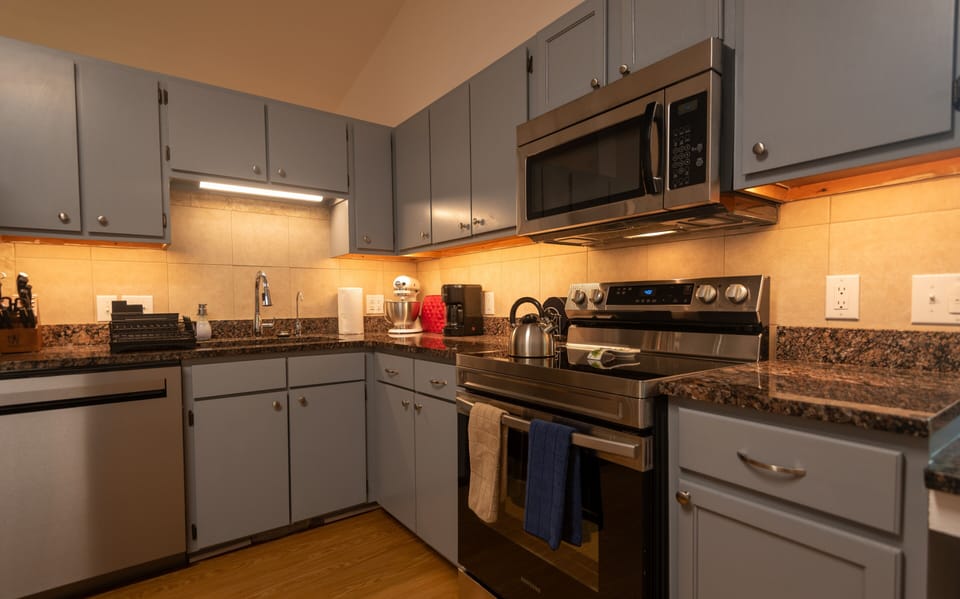 Kitchen with granite counter