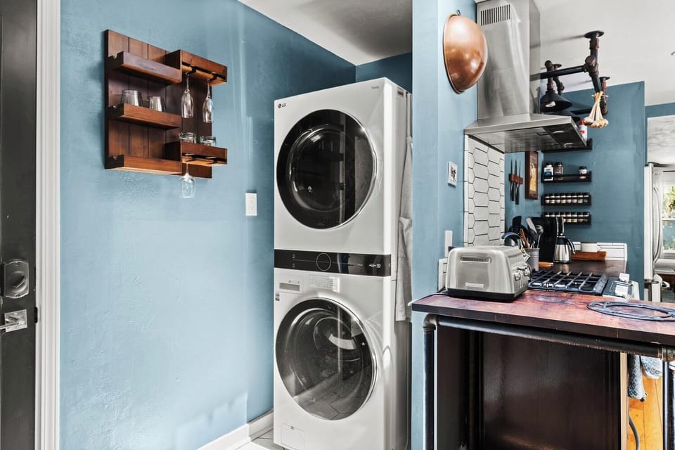 Washer & Dryer