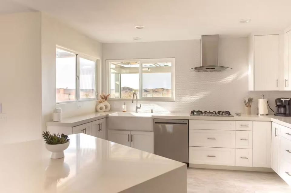 Indoors, Kitchen, Cooktop, Home Decor, Sink