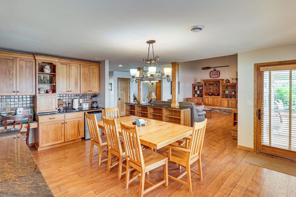 Dining Table | 1st Floor