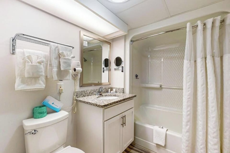 Clean and well-appointed bathroom