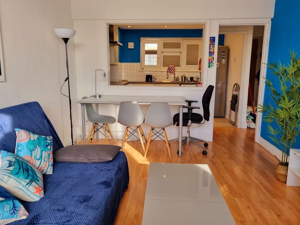 TV, offices