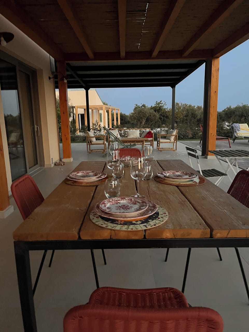 Outdoor dining