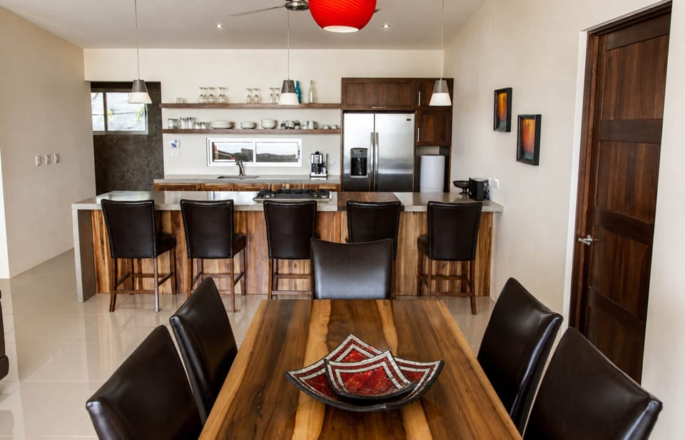 Hermosa retreat 3 open kitchen dining island