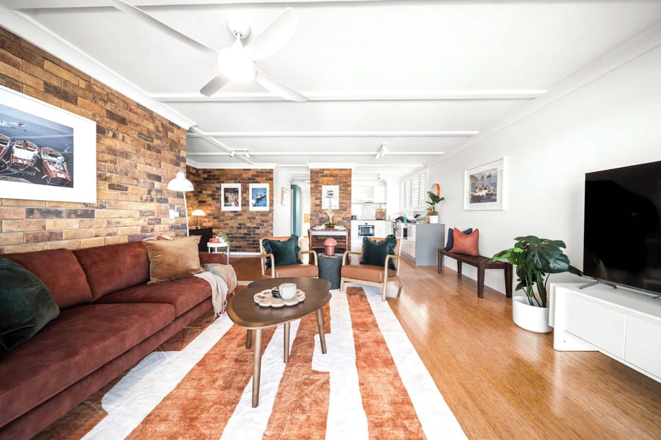 Ideal base for discovering the beautiful Sunshine Coast coastline