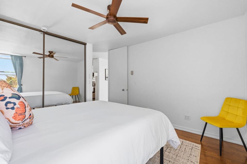 Clean, minimalist bedroom.
