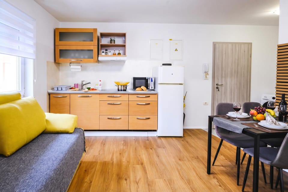 Kitchen and dining area