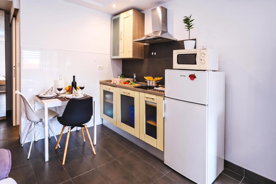 Kitchenette