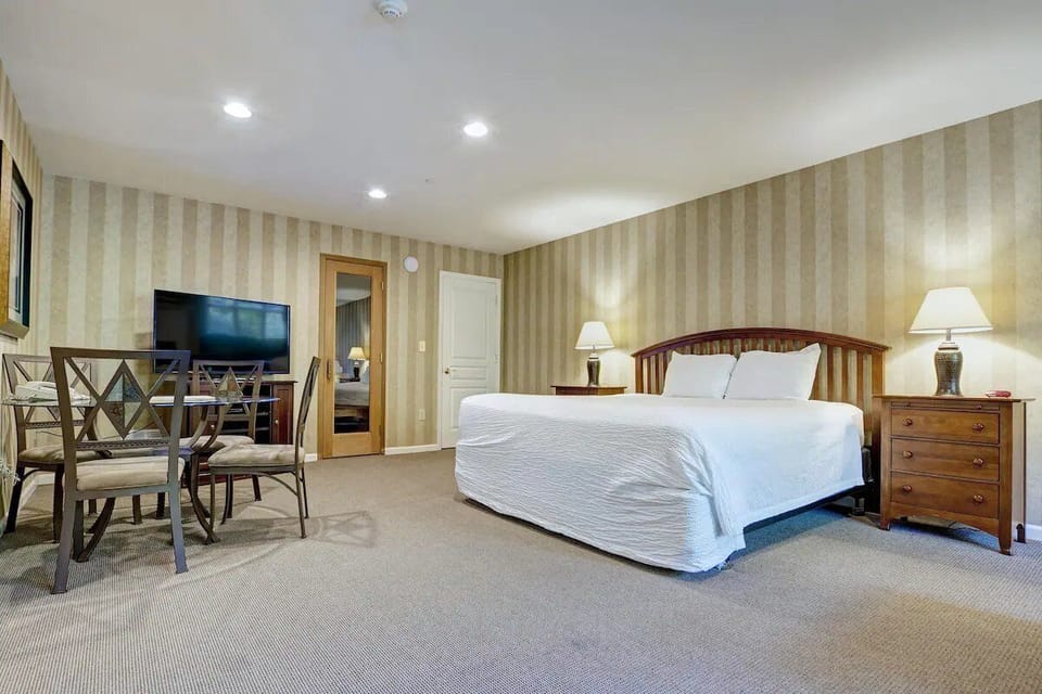 Bedroom. Interior and views may vary based on location and availability.