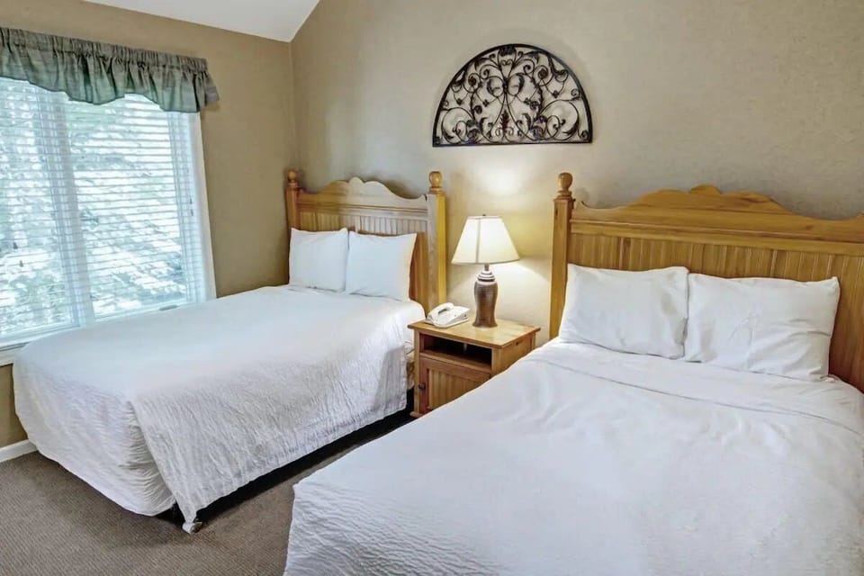 Bedroom. Interior and views may vary based on location and availability.