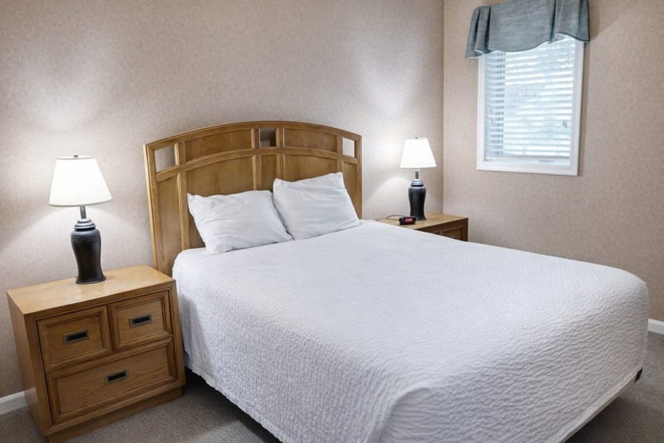 Bedroom. Interior and views may vary based on location and availability.