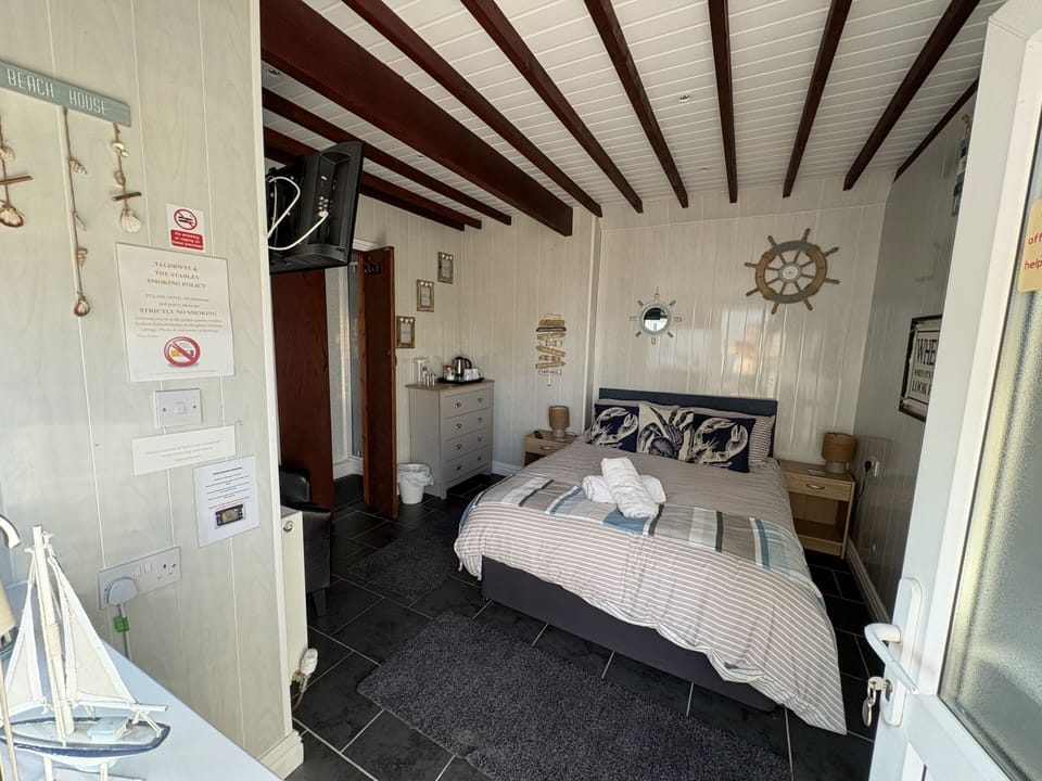 Ensuite Room