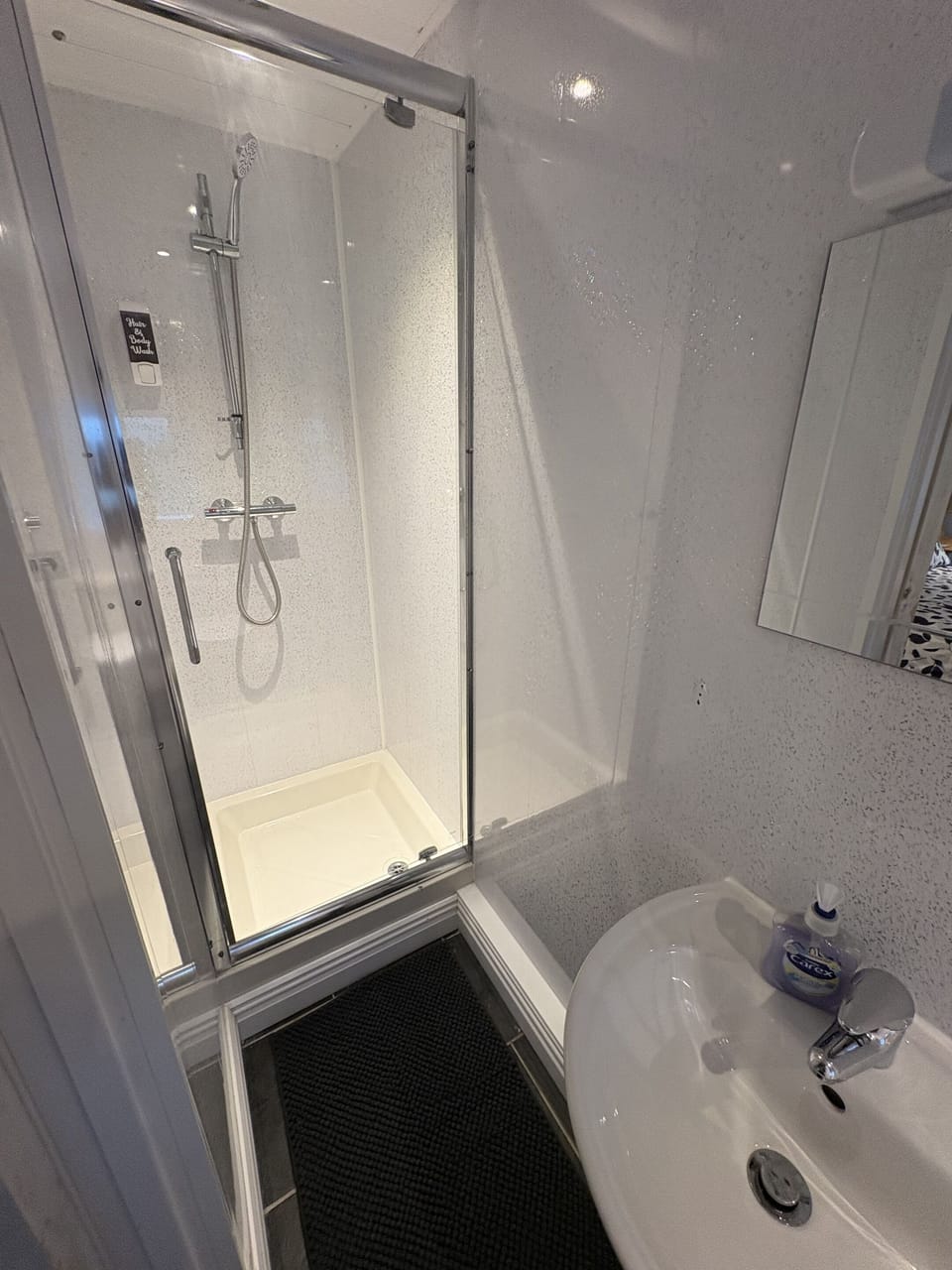 Ensuite Room