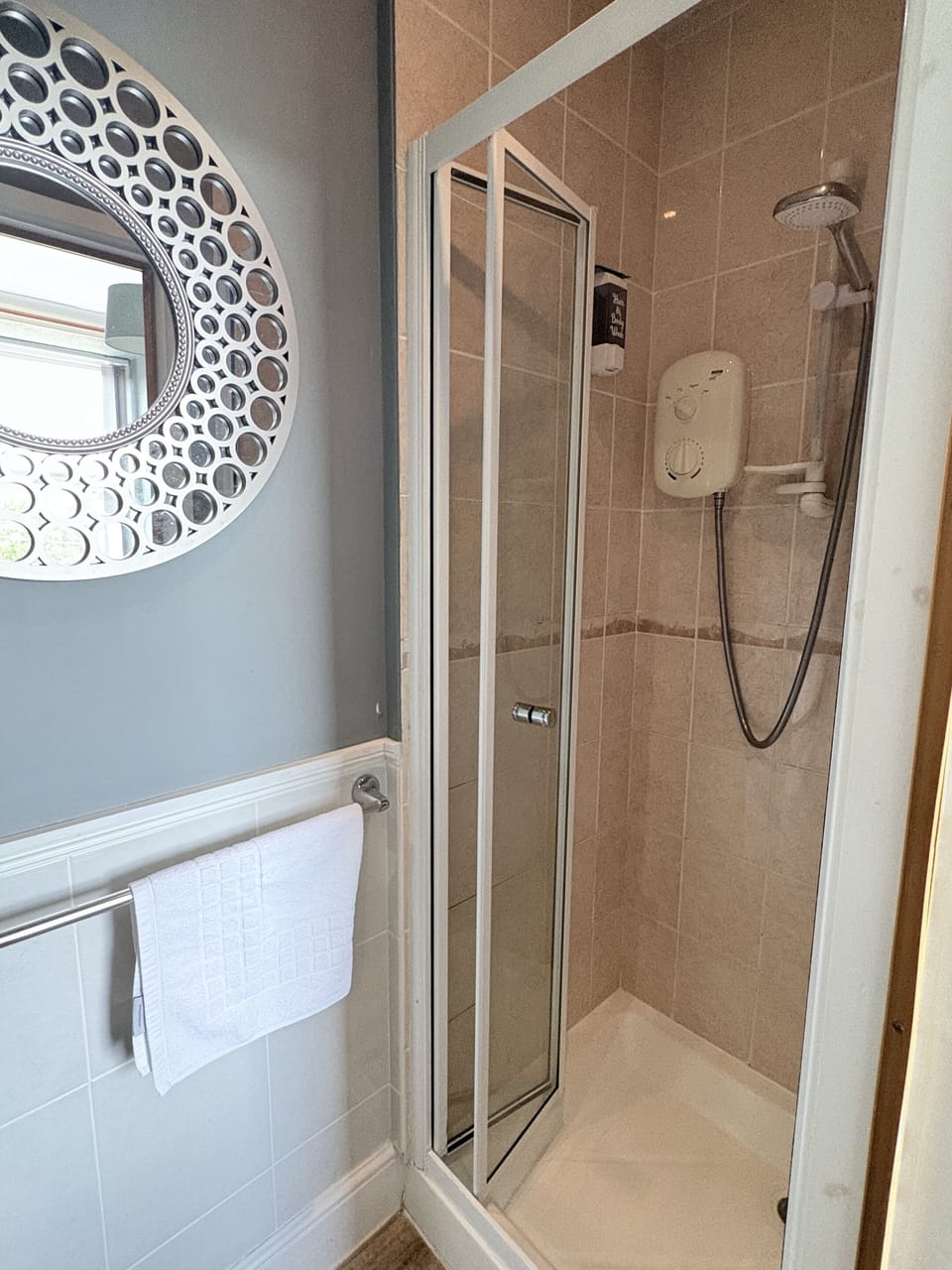 Ensuite Room