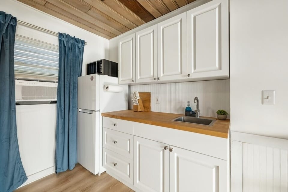 Just enough kitchen for that weekend getaway