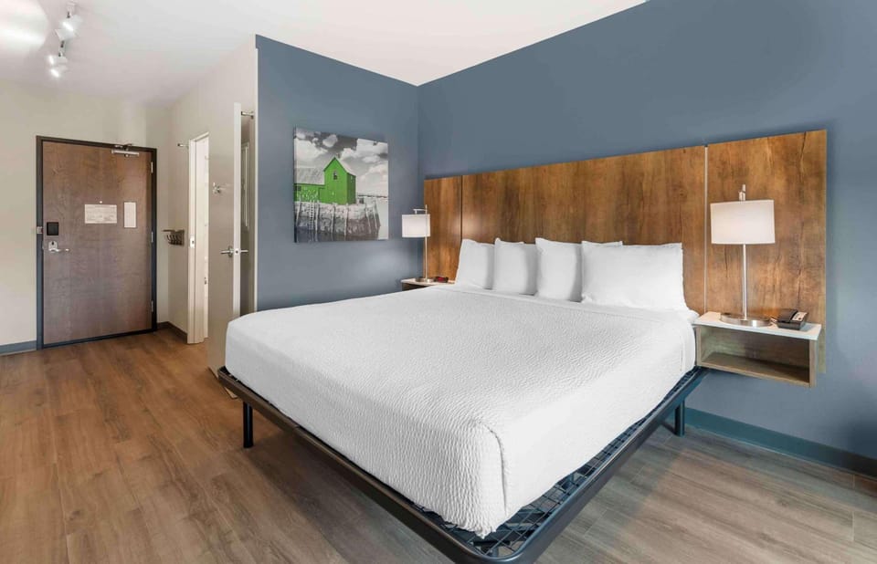 Bedroom. Interior and views may vary based on location and availability.