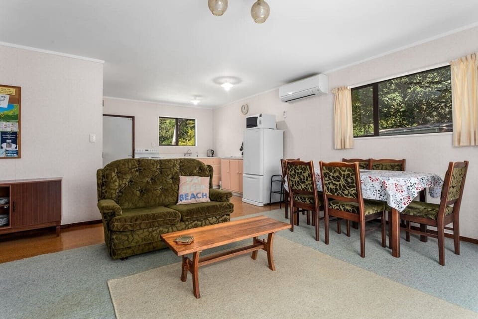 Open Plan Living/Dining Area