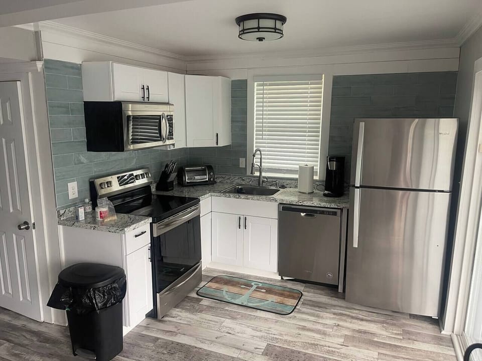 fully updated kitchen