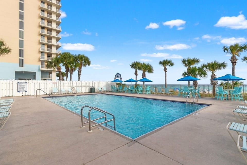 Gulf Front Pool