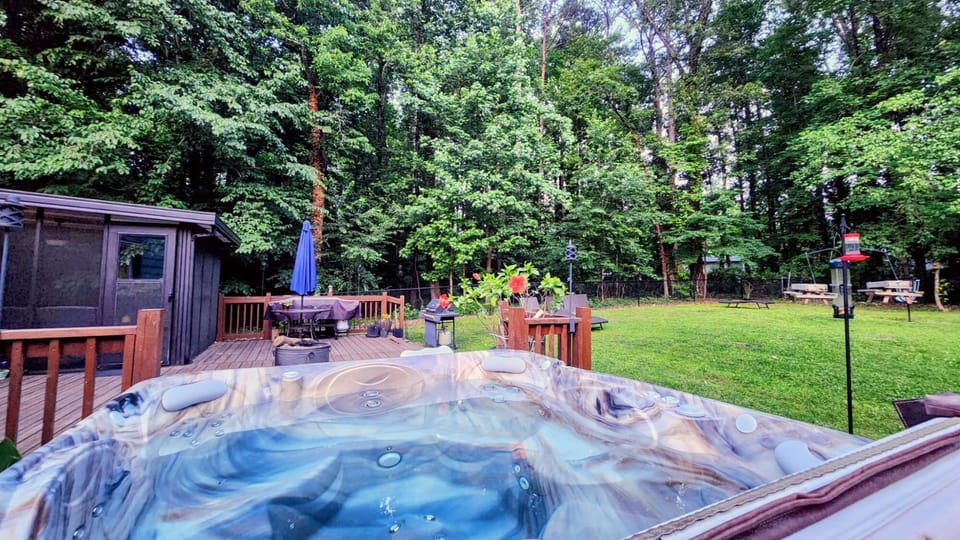 7-person Hot tub