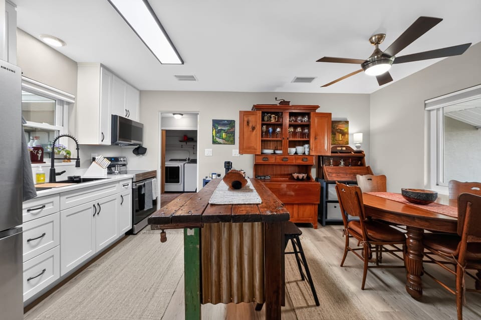 Indoors, Kitchen, Furniture, Table, Floor